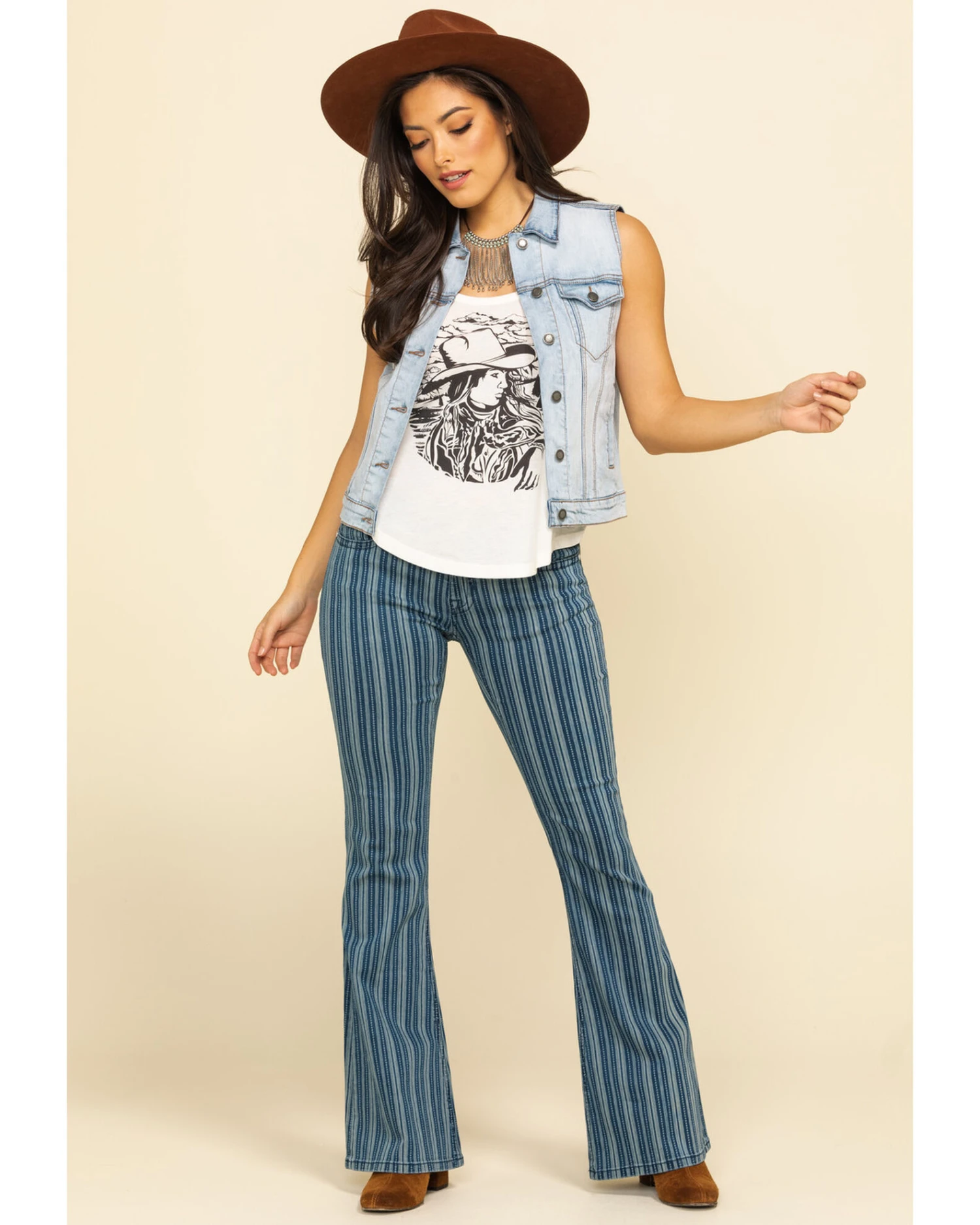 Stetson Women's Light Denim Horseshoe Vest - Image 4